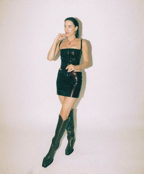 Christa Brittany Allen pornstar naked gallery