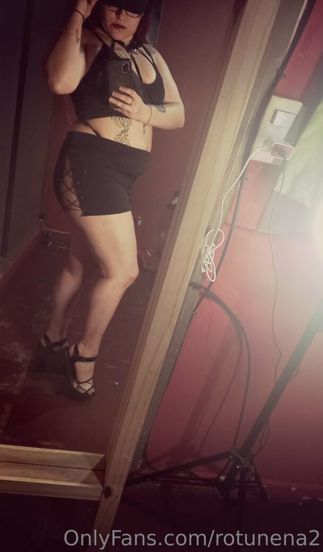 rotunena2 Profile pic