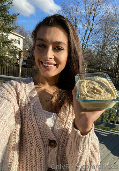 diydes pornstar beautiful archive