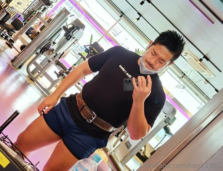 kwsk1981 star pornographic photos