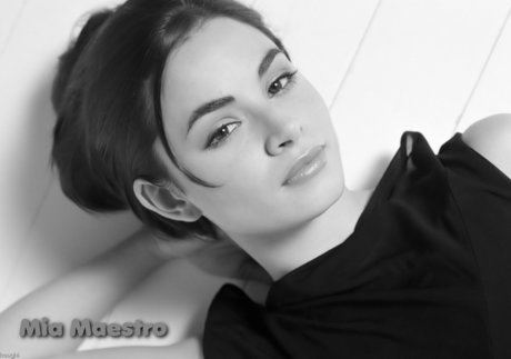 Mia Maestro sex pornstar archive