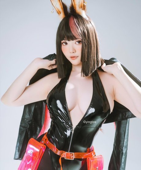 Ying Tze model erotic pic