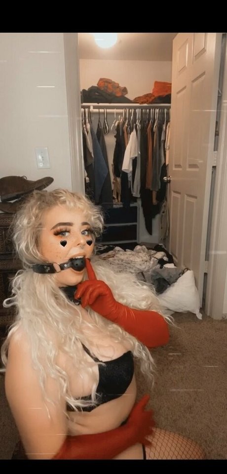 mistresstfaith star naked photos