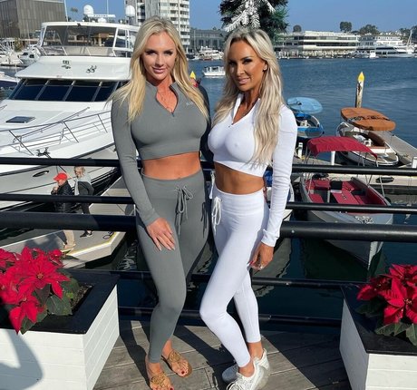 Disco Mammi pornstar adult images