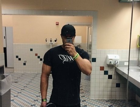 realbrandon818 model high quality galleries