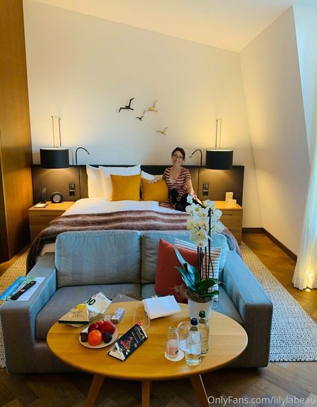 lilylabeau star erotic photos
