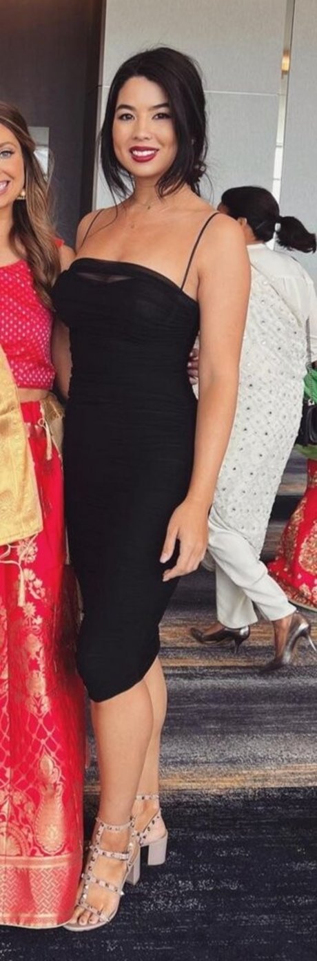 CarolineKwan beautiful actress gallery