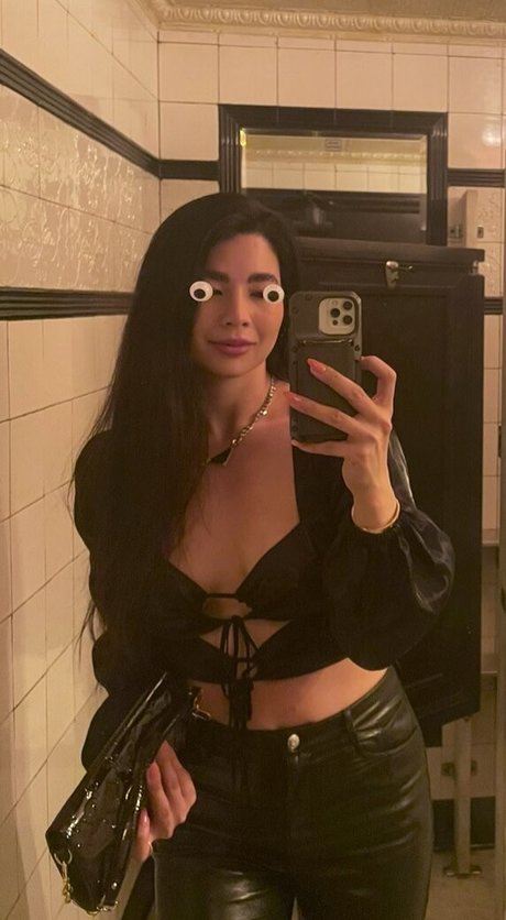 CarolineKwan pretty pornstar archive