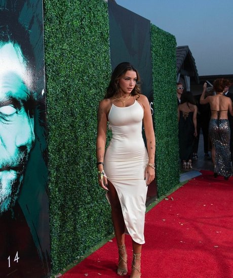 Gabriela Moura top star photos