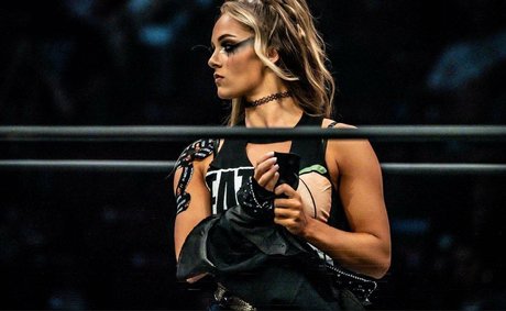 Anna Jay nude model picture