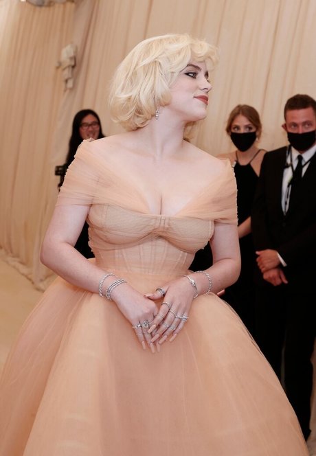 Billie Eilish free actress gallery