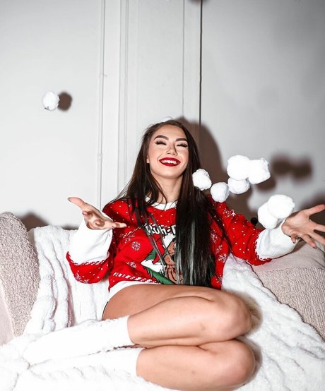 Skye Dolecki pretty star picture