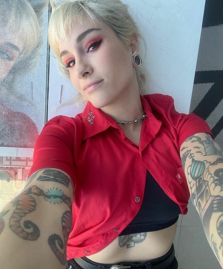 Mariana Ayres xxx pornstar photos