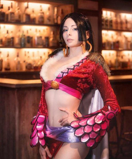 Yuriko Tiger beautiful actress pics