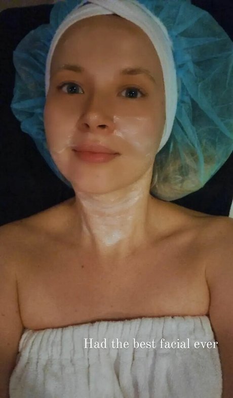 Valeriya ASMR nudes pornstar image