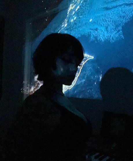 Redroomromance pornstar perfect pictures