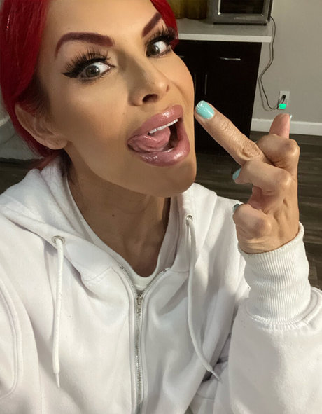 TS Foxxy nice actress photo