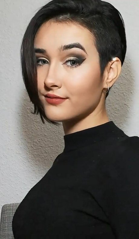 Nyukix high quality model pic