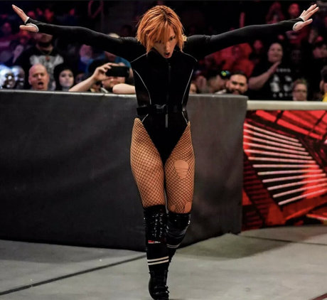 Becky Lynch pretty model image