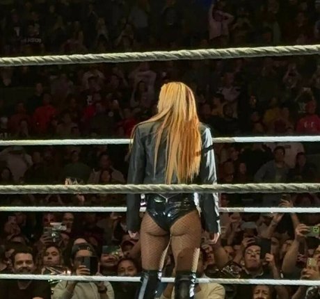 Becky Lynch star hd picture