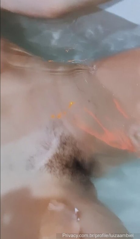 Luiza Ambiel star exclusive image