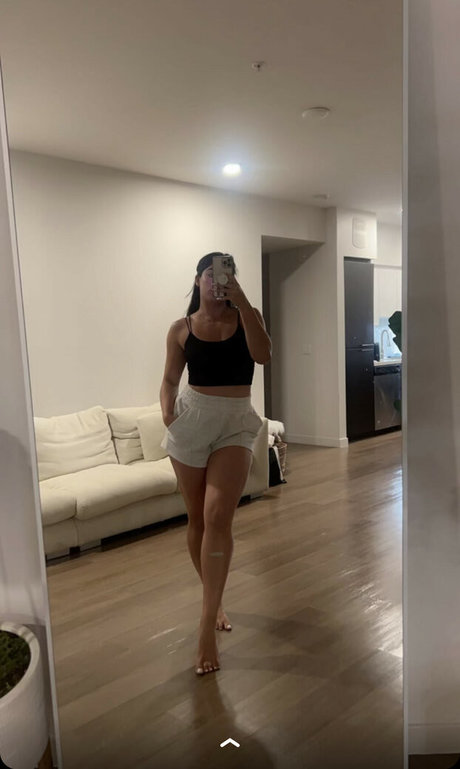 Mary Noura star free gallery