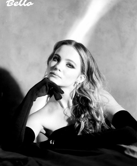 Freya Allan model exclusive pictures