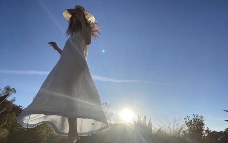 Abigail Spencer adult star gallery