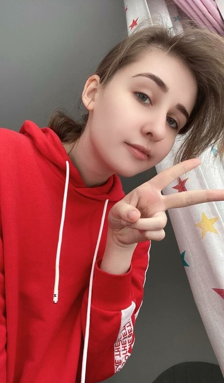 Zefirka natsuki Profile pic