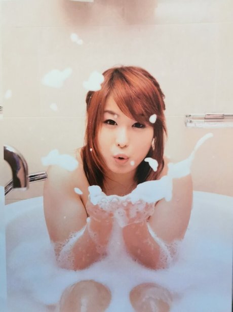 Iyo Sky nude model images