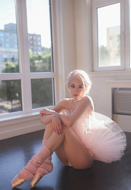 QueenTofu model nice gallery