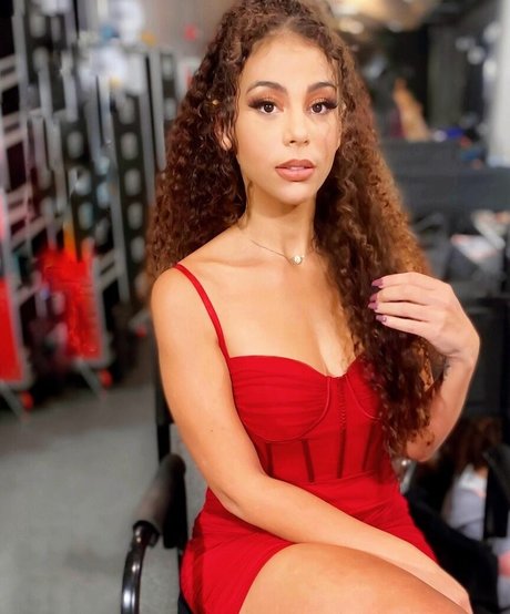 Samantha Irvin pornstar high quality gallery