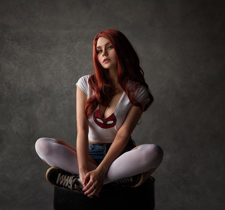 asami gate hot star image