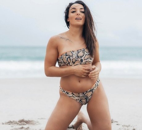 Deonna Purrazzo hd actress picture
