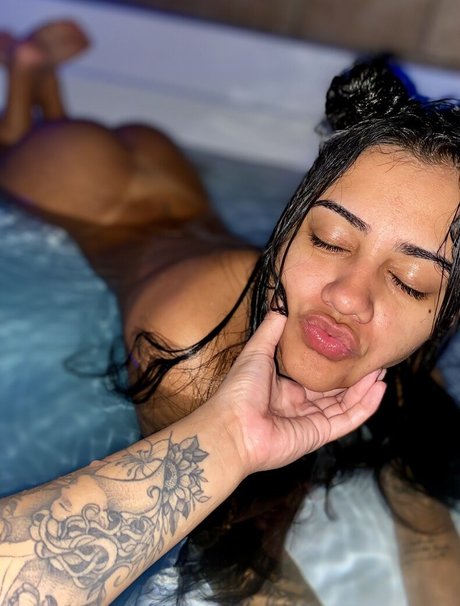 Mansao Maromba star nudes photos