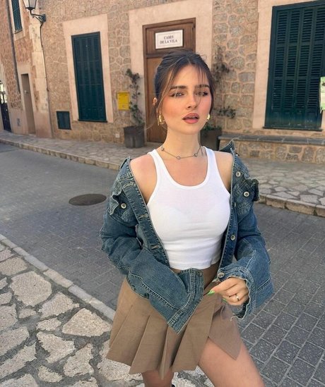 Jessy Hartel exclusive model pictures