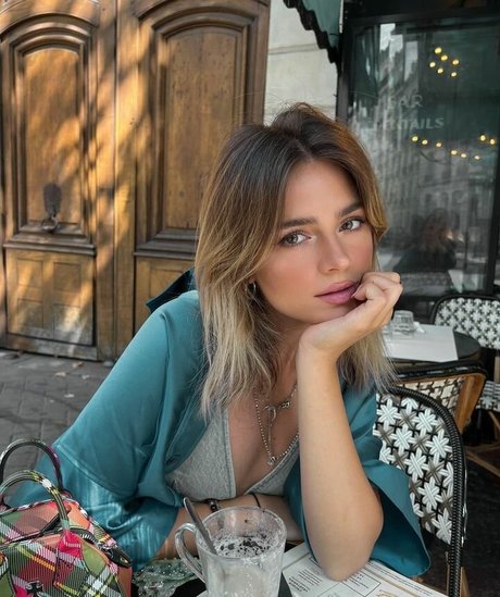 Jessy Hartel hd star photo