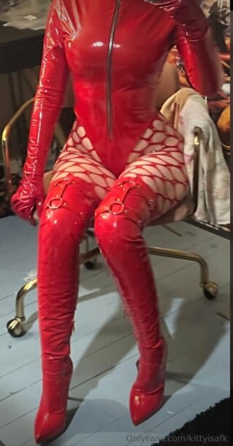 Korinonymous xxx pornstar img