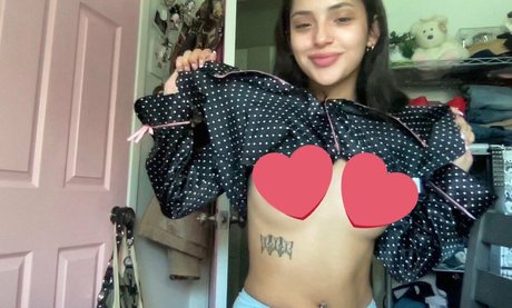 Erotiicaaa pornstar naked image