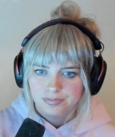 QTCinderella top star image