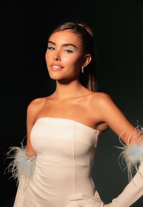 Madison Beer model naked images