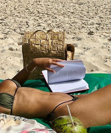 bikini model onlyfans best gallery