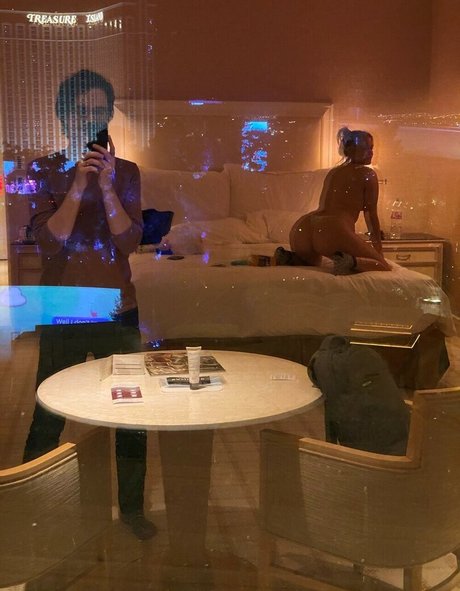 french anal onlyfans adult photo