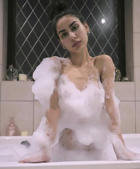 Kittenqueenpurs pornographic star photos