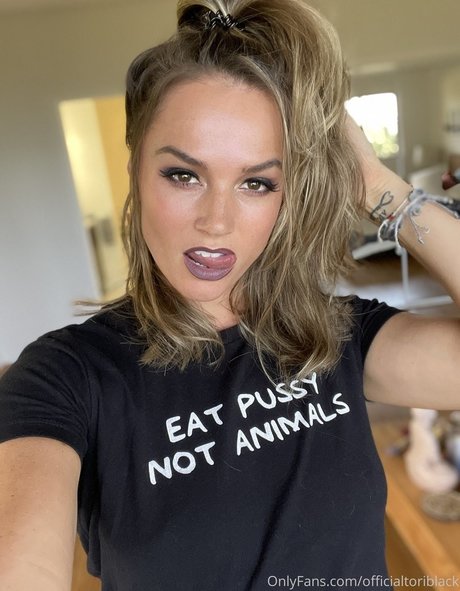 Tori Black star exclusive photos