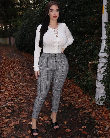 Elizabeth Georgina best model pictures