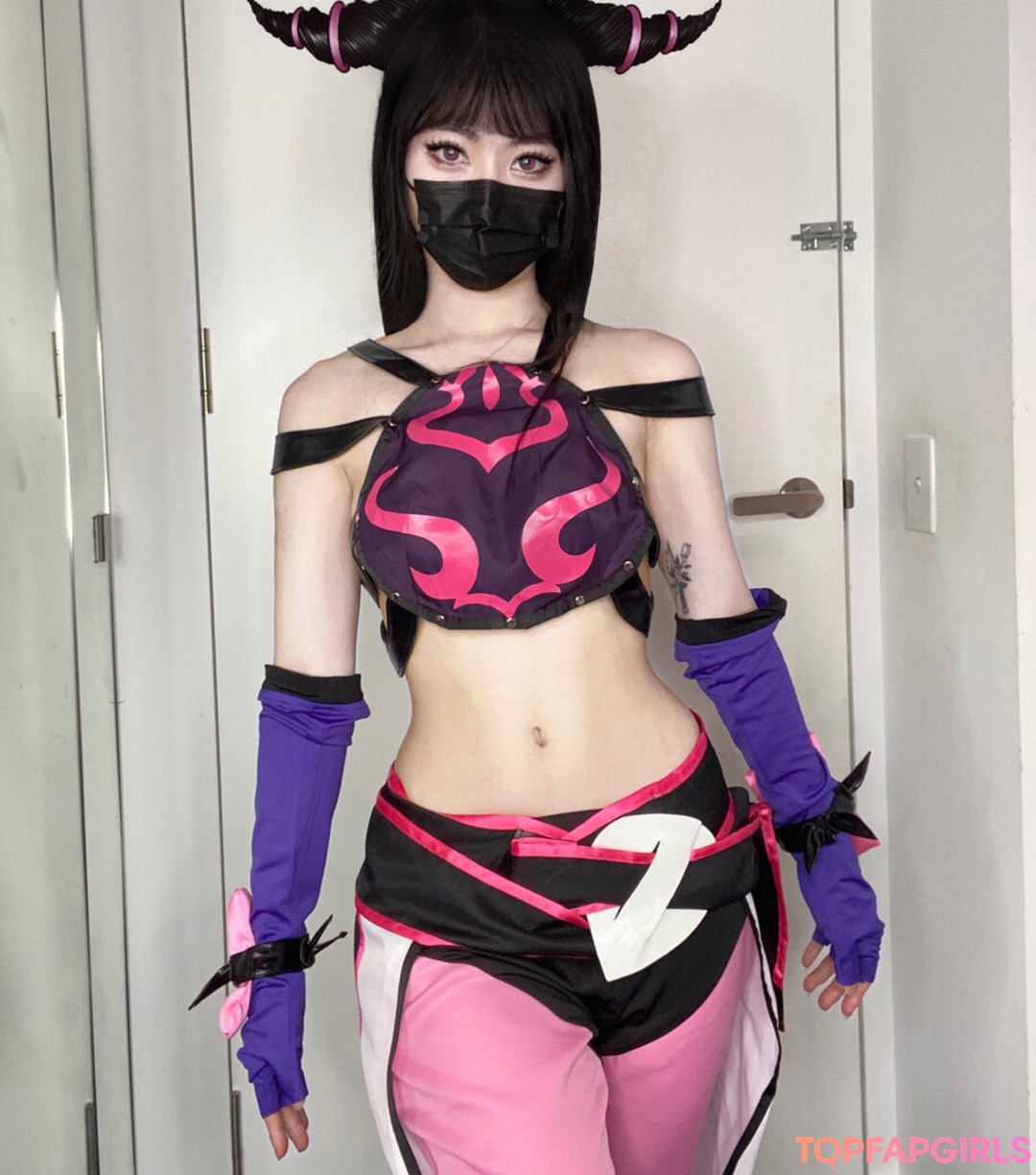 sylvieaeri naked model pics