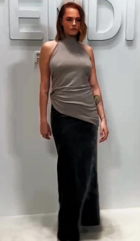 Cara Delevingne naked model photo