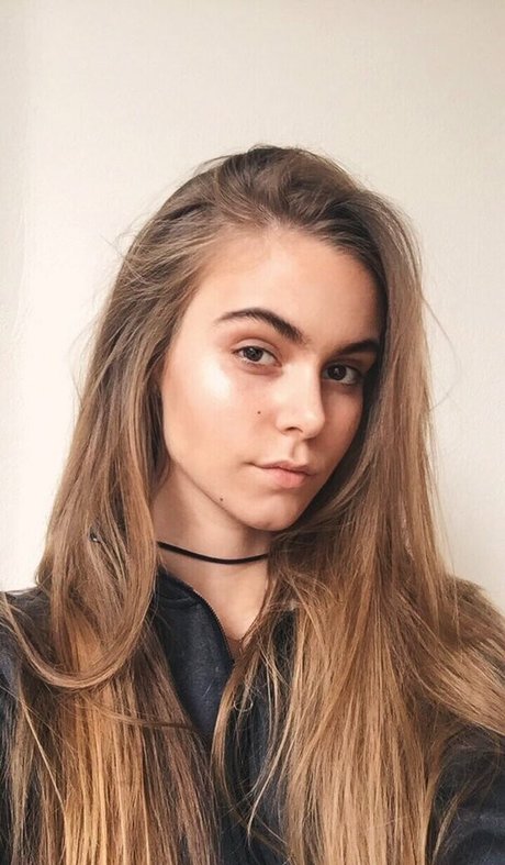 Amberleigh West high quality model photos