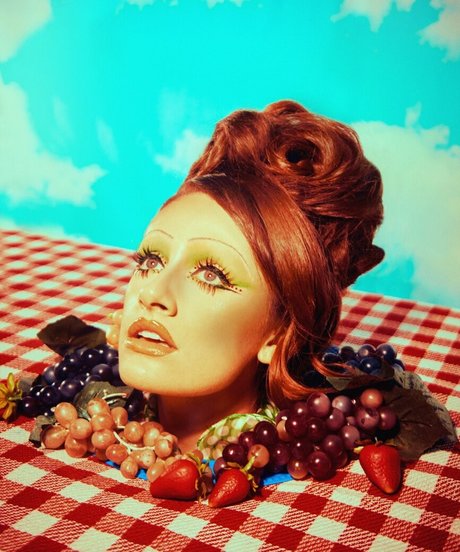 Rachel Anne Sennott Profile pic